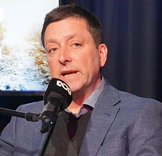 Matthew Guy height profile photo