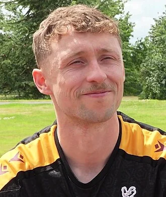 Matthew Pennington height profile photo
