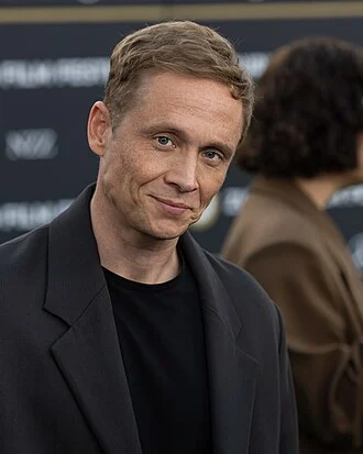 Matthias Schweighöfer height profile photo