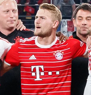 Matthijs de Ligt height profile photo