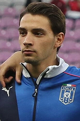 Mattia De Sciglio height profile photo