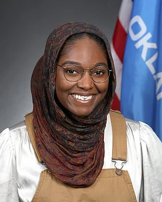 Mauree Turner height profile photo