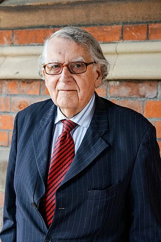 Maurice Hayes height profile photo