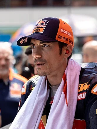 Maverick Viñales height profile photo