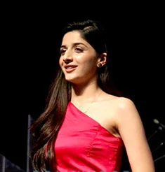 Mawra Hocane height profile photo