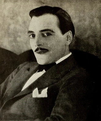 Max Linder height profile photo