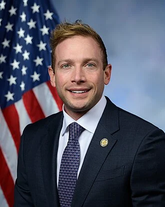 Max Miller (politician) height profile photo