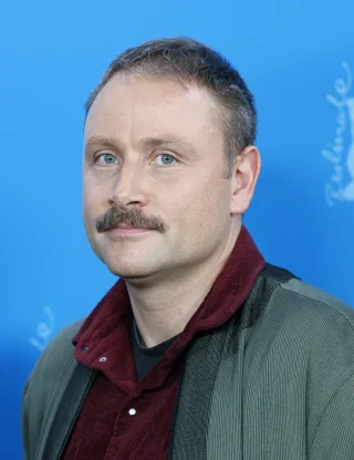 Max Riemelt height profile photo