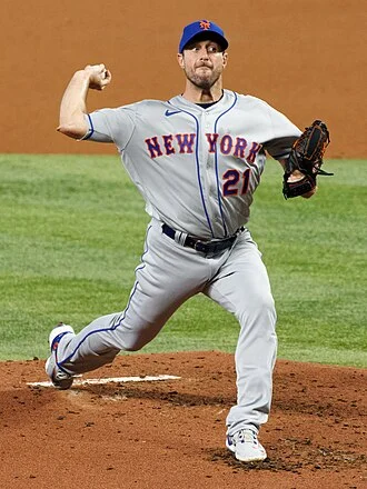 Max Scherzer height profile photo
