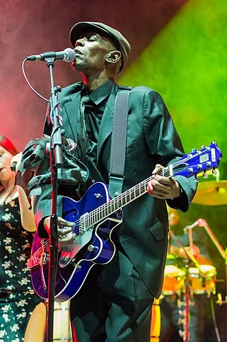 Maxi Jazz height profile photo
