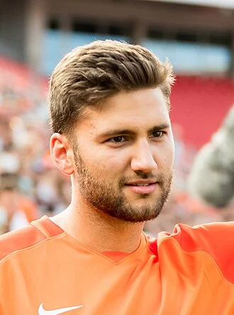 Maxi Kleber height profile photo