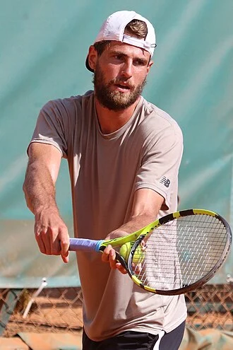 Maxime Cressy height profile photo