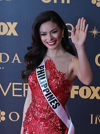 Maxine Medina height profile photo