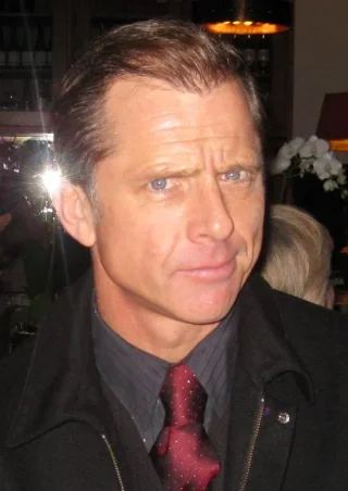 Maxwell Caulfield height profile photo