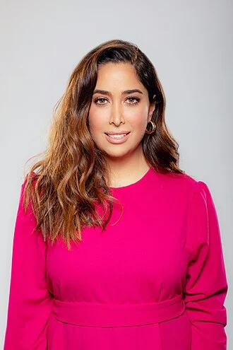 May Golan height profile photo