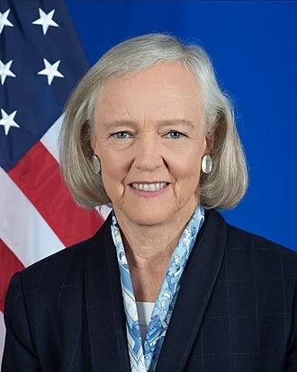 Meg Whitman height profile photo