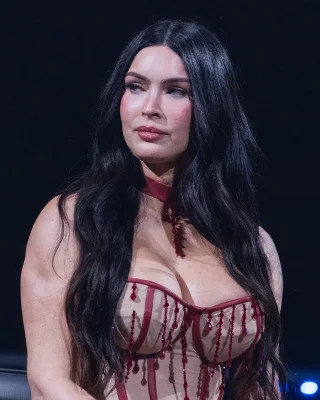 Megan Fox height profile photo