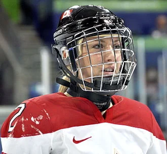 Meghan Agosta height profile photo