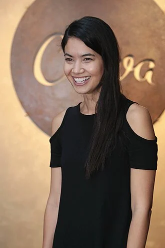 Melanie Perkins height profile photo