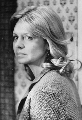 Melinda Dillon height profile photo