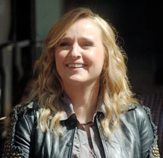 Melissa Etheridge height profile photo
