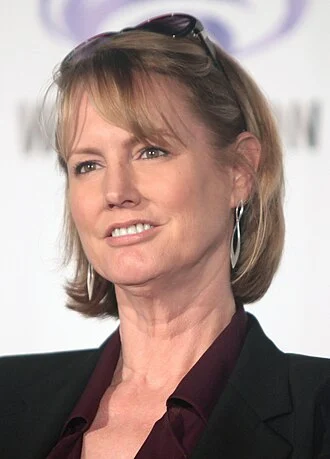 Melissa Rosenberg height profile photo