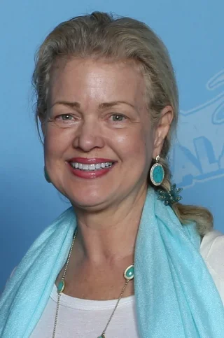 Melody Anderson height profile photo