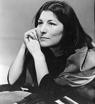 Mercedes Sosa height profile photo