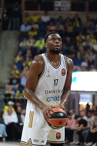 Mfiondu Kabengele height profile photo
