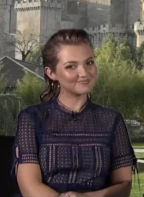 Mia McKenna-Bruce height profile photo