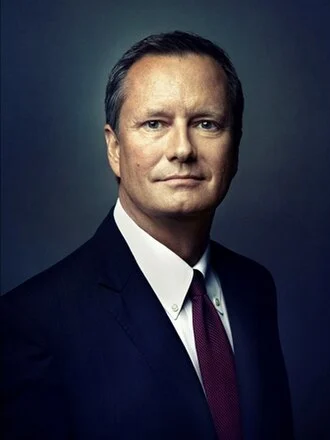 Michael Burns (executive) height profile photo