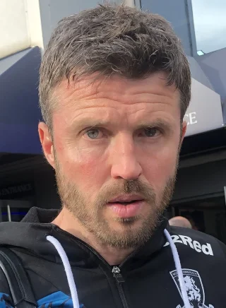 Michael Carrick height profile photo