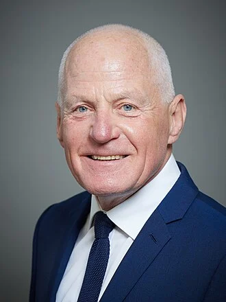 Michael Cashman height profile photo