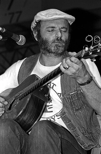 Michael Chapman (singer) height profile photo