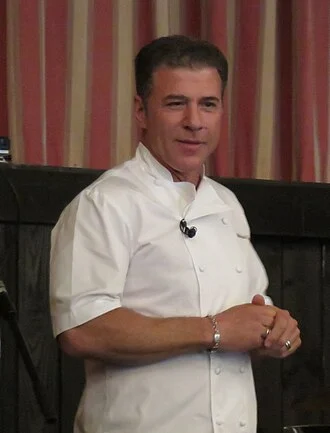 Michael Chiarello height profile photo