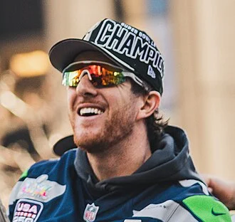 Michael Dickson (American football) height profile photo