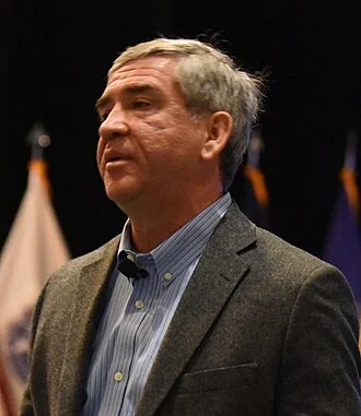 Michael Durant height profile photo