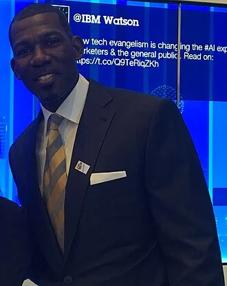 Michael Finley height profile photo