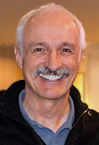 Michael Gross (actor) height profile photo