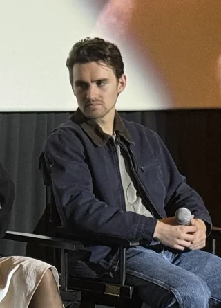Michael Johnston (actor) height profile photo