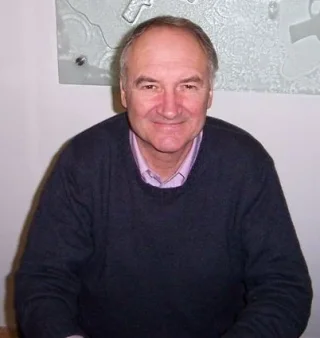 Michael Keating (actor) height profile photo