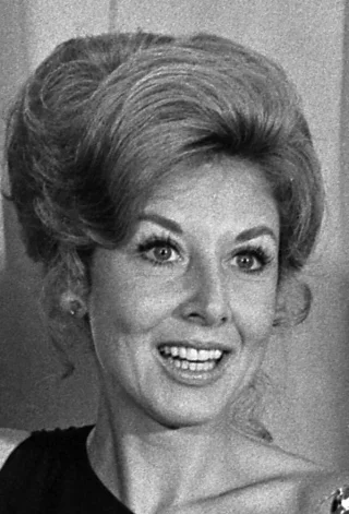 Michael Learned height profile photo