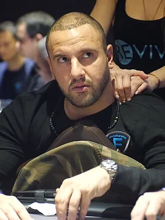 Michael Mizrachi height profile photo