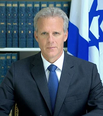 Michael Oren height profile photo