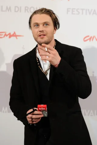 Michael Pitt height profile photo