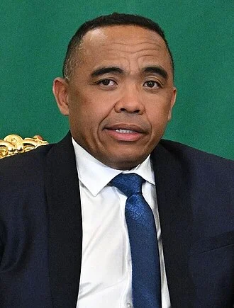 Michael Randrianirina height profile photo