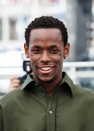 Micheal Ward height profile photo