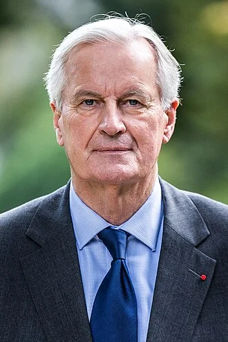 Michel Barnier height profile photo
