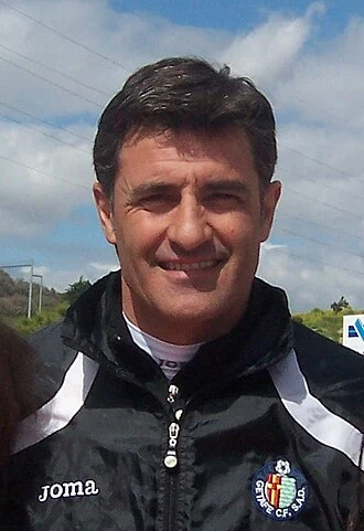 Míchel (footballer, born 1963) height profile photo
