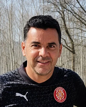 Míchel (footballer, born 1975) height profile photo